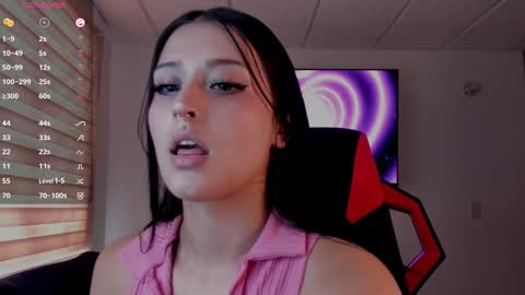 Snapshot of charlotte_greys chatting on September 2025 08:45:01 PM Charlotte  online show from September 2025 08:45:01 PM