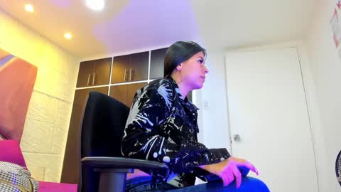 Snapshot of charlotte_icee chatting on February 2025 05:05:02 PM Charlotte Icee online show from February 2025 05:05:02 PM