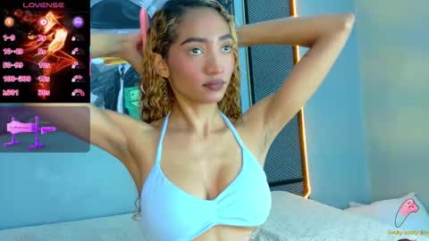 CHARLOTTE online show from November 2025 12:15:02 PM