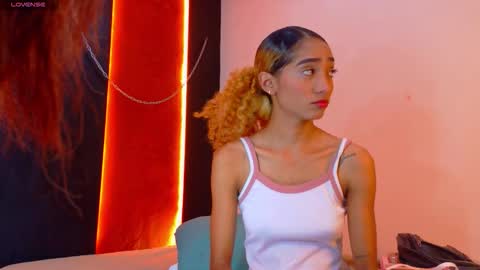 Snapshot of charlotte_love10 chatting on February 2026 09:58:02 AM CHARLOTTE online show from February 2026 09:58:02 AM