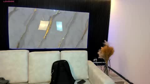 Snapshot of charlotte_whitee1 chatting on December 2025 11:27:02 AM Charlotte Everyday From 0700 to 1300 Col Time online show from December 2025 11:27:02 AM