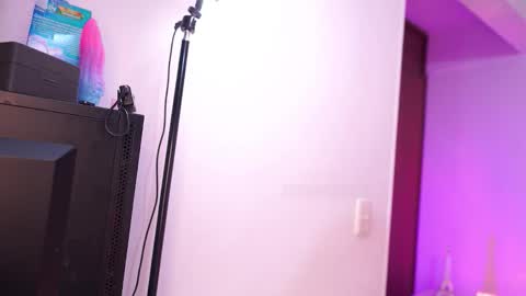 ill be online tomorrow December 1st online show from February 2026 04:06:01 AM