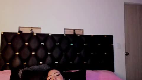 Snapshot of charlottemeyerr chatting on February 2025 09:57:01 PM charlot online show from February 2025 09:57:01 PM