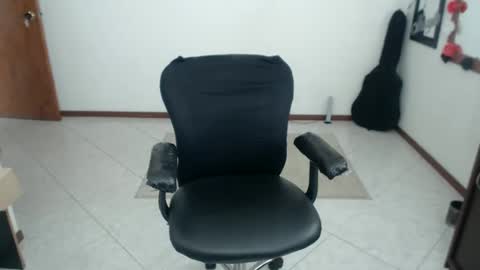 charlottezoe online show from March 2026 04:35:01 PM