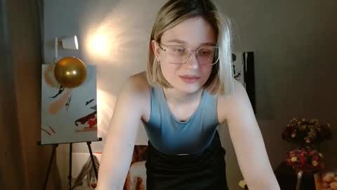 Michelle  online show from November 2025 01:08:02 AM