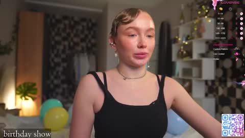 my fansly Charming daisy              My Wishlist  for new toys     online show from November 2025 07:24:02 AM