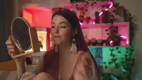 Snapshot of charmings_054 chatting on February 2025 05:06:01 PM Belle and Miley online show from February 2025 05:06:01 PM