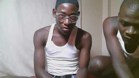 charmzboy online show from November 2025 12:49:02 PM