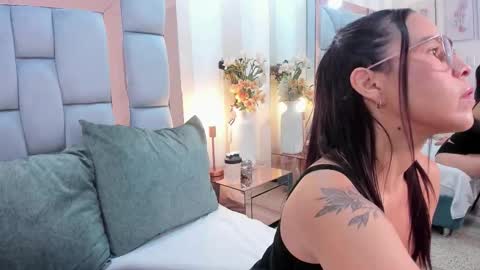 Charol  online show from February 2026 12:21:01 PM