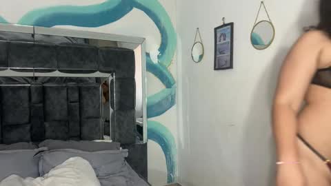 Sam and mike online show from December 2025 07:32:01 PM