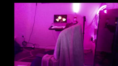 Chase2Attract online show from February 2026 01:06:02 AM