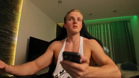 Chase Reed online show from November 2025 11:15:01 PM