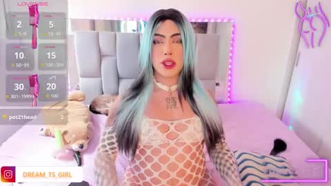 Snapshot of chaturmodels chatting on September 2025 05:24:02 PM Sophie online show from September 2025 05:24:02 PM