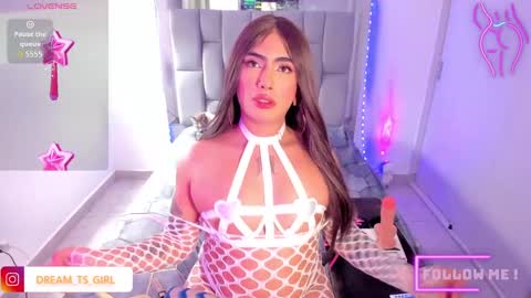 Snapshot of chaturmodels chatting on September 2025 03:50:02 PM Sophie online show from September 2025 03:50:02 PM