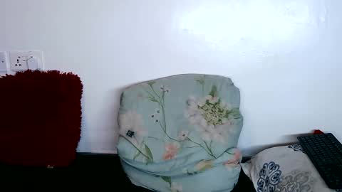 cheeky_charms online show from November 2025 12:19:01 AM