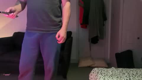 Snapshot of cheekylondon70 chatting on September 2025 10:32:02 PM Cheekylondon online show from September 2025 10:32:02 PM