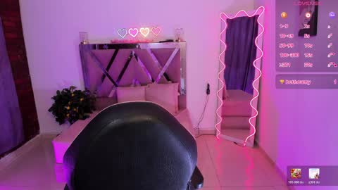 Snapshot of cheerry_tay1 chatting on May 2026 07:33:01 PM CHERRY online show from May 2026 07:33:01 PM