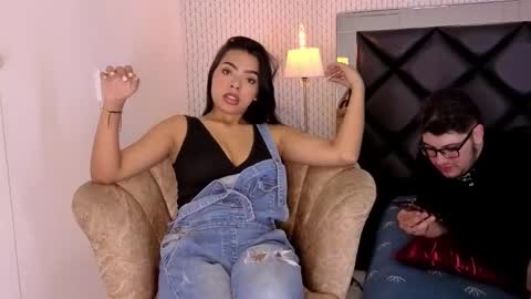   online show from December 2025 08:57:02 PM