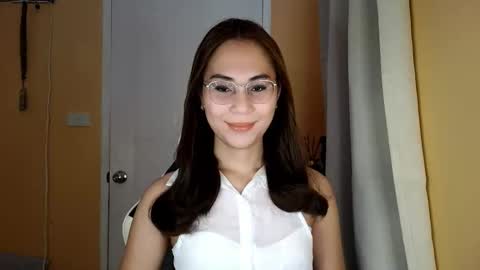 chelly4u69 online show from February 2026 01:36:02 AM