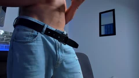 Snapshot of chepe_fit chatting on February 2025 04:58:01 AM chepe vause online show from February 2025 04:58:01 AM