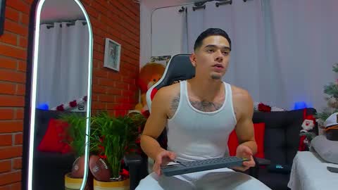 Snapshot of chepe_fit chatting on November 2025 02:36:02 AM chepe vause online show from November 2025 02:36:02 AM