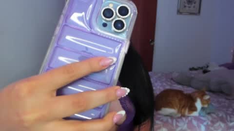 Snapshot of cherries_and_wine_ chatting on January 2025 08:11:01 PM cherries_and_wine_ online show from January 2025 08:11:01 PM