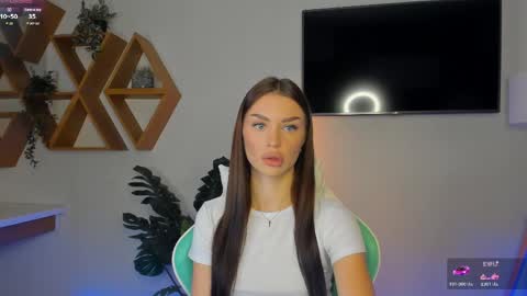 Snapshot of cherry__kiss chatting on June 2026 06:26:01 AM Cherry Kiss online show from June 2026 06:26:01 AM
