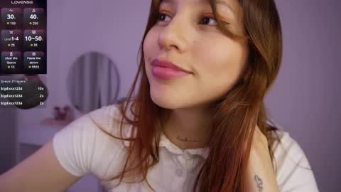 Holly online show from October 2025 11:40:01 PM
