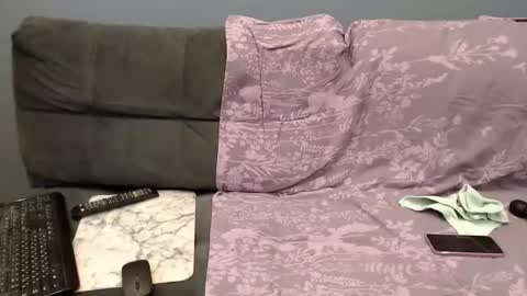 Astrid online show from February 2026 06:22:01 AM