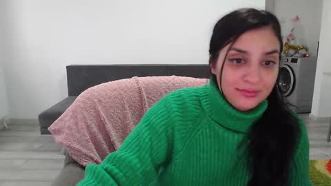 Snapshot of cherry_pie95 chatting on February 2025 07:12:02 AM Sherry online show from February 2025 07:12:02 AM