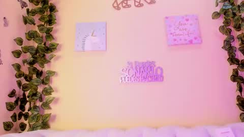 Snapshot of cherry_sussan chatting on December 2024 09:24:01 AM Sussan Cherry online show from December 2024 09:24:01 AM