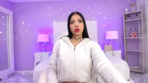 Snapshot of cherry_sussan chatting on February 2025 06:06:01 AM Sussan Cherry online show from February 2025 06:06:01 AM