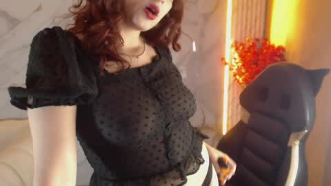 Snapshot of cherry_tf chatting on May 2026 04:06:02 AM Cherry online show from May 2026 04:06:02 AM
