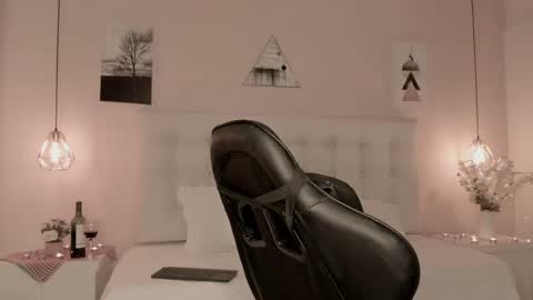 Cherry Lady online show from February 2025 07:02:01 PM