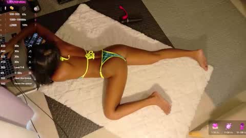 Snapshot of cherrycreme chatting on September 2025 12:47:01 AM Cherry online show from September 2025 12:47:01 AM