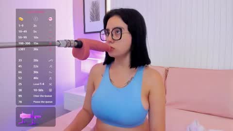 Cherryl online show from October 2025 03:35:02 PM