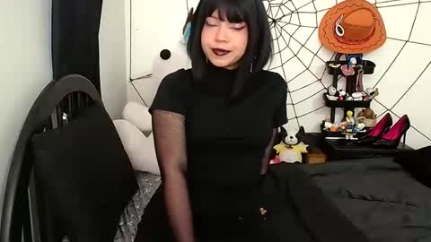 Cherry  online show from November 2025 04:07:02 PM