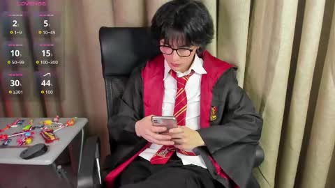 Matias online show from October 2025 08:43:01 PM