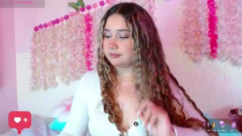 Snapshot of cherryyquen chatting on October 2025 04:26:02 PM Cherry Queen online show from October 2025 04:26:02 PM