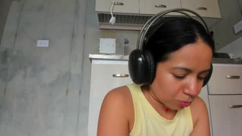 Snapshot of chiarafustox chatting on March 2026 10:15:01 PM Chiara fustox online show from March 2026 10:15:01 PM