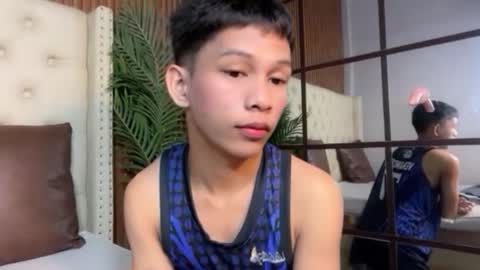 chick_renz online show from May 2026 12:41:02 AM