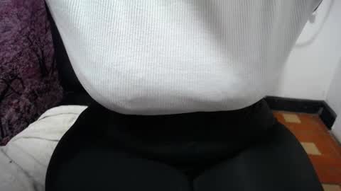 Snapshot of chiky_nastyy chatting on November 2025 03:01:02 PM Chikys online show from November 2025 03:01:02 PM