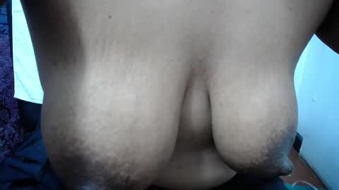 Snapshot of chiky_nastyy chatting on November 2025 04:28:02 PM Chikys online show from November 2025 04:28:02 PM