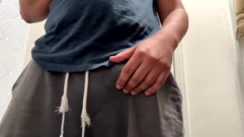 chillchile online show from December 2024 04:49:02 AM