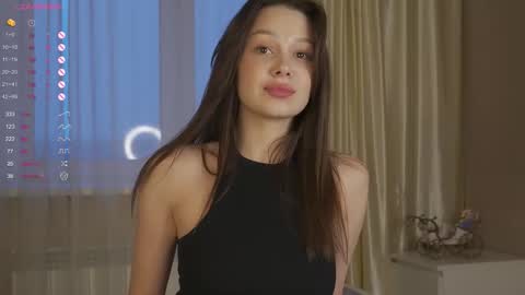 Nicole online show from December 2025 05:47:02 AM