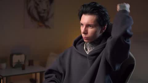 Snapshot of chillguy2k chatting on November 2025 06:57:02 PM Rick online show from November 2025 06:57:02 PM