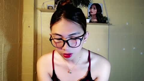 Snapshot of chinitaluxe chatting on July 2026 12:27:01 AM Chinita online show from July 2026 12:27:01 AM