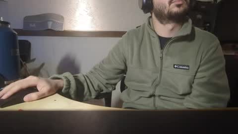 Snapshot of chitownburb chatting on February 2025 09:26:02 AM chitownburb online show from February 2025 09:26:02 AM