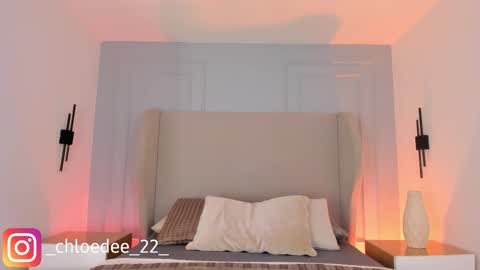 Chloe online show from February 2026 12:02:01 PM