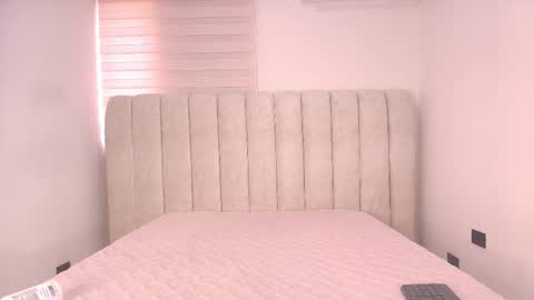 chloe_leroy online show from November 2025 11:53:01 AM